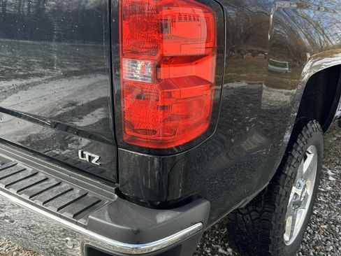 Used 2015 Chevrolet Silverado 2500 LTZ w/ Duramax Plus Package image 4