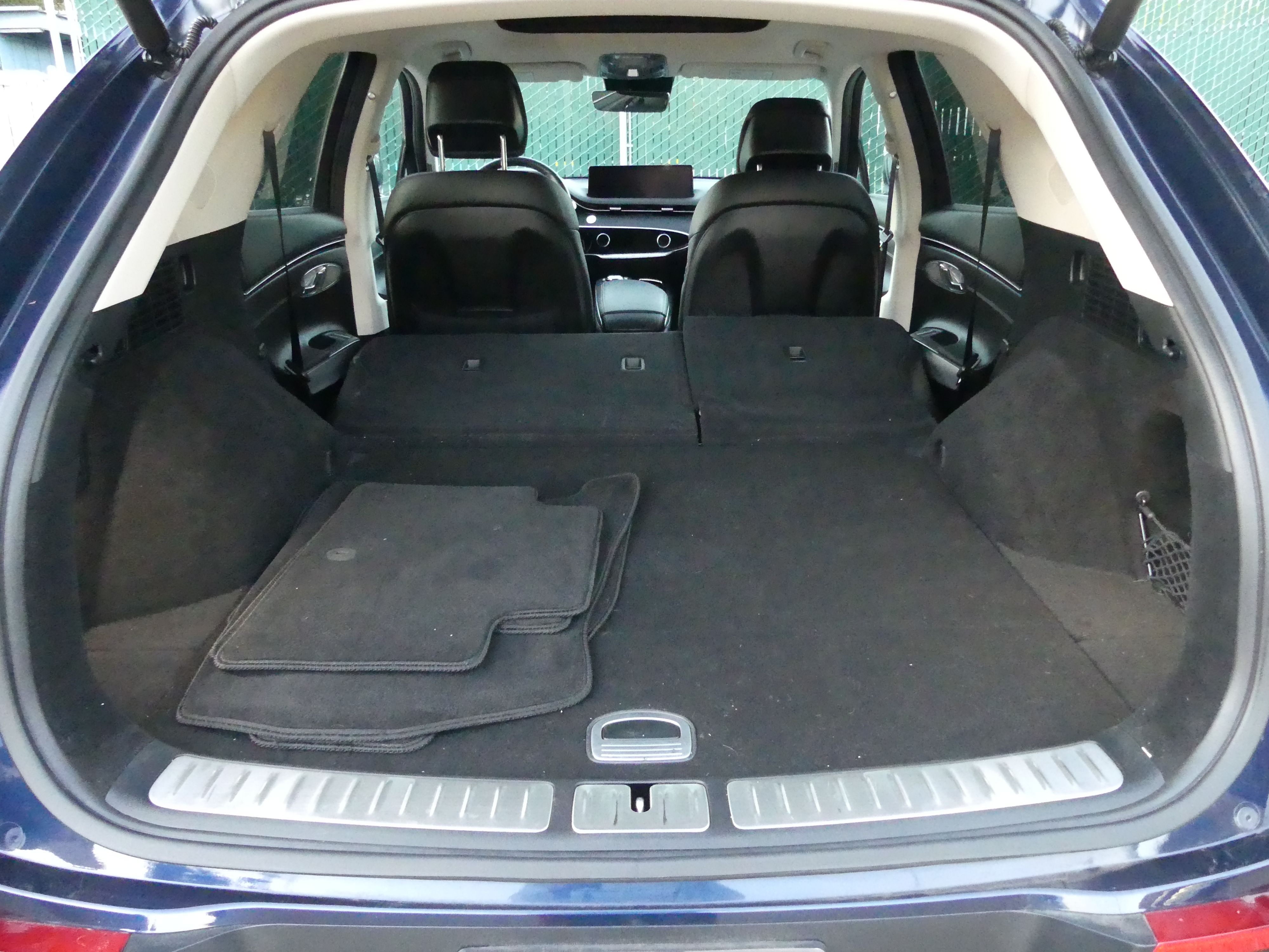 Used 2022 Genesis GV70 2.5T w/ Select Package AWD/4WD image 26