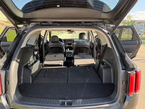 Used 2021 Kia Sorento EX AWD/4WD image 13