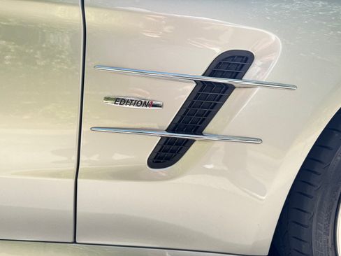 Used 2013 Mercedes-Benz SL 550 image 10