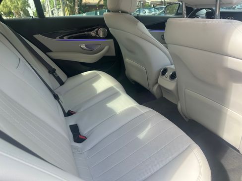 Used 2021 Mercedes-Benz E 350 4MATIC Sedan image 14