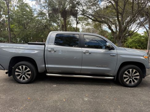 Used 2021 Toyota Tundra Limited w/ Limited Premium Package image 5