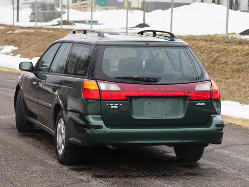 Used 2000 Subaru Legacy L image 9