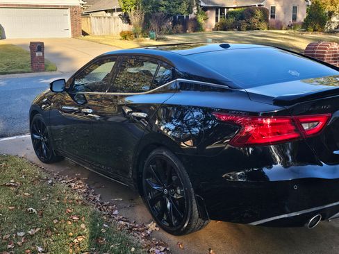 Used 2018 Nissan Maxima SR w/ Midnight Edition image 5
