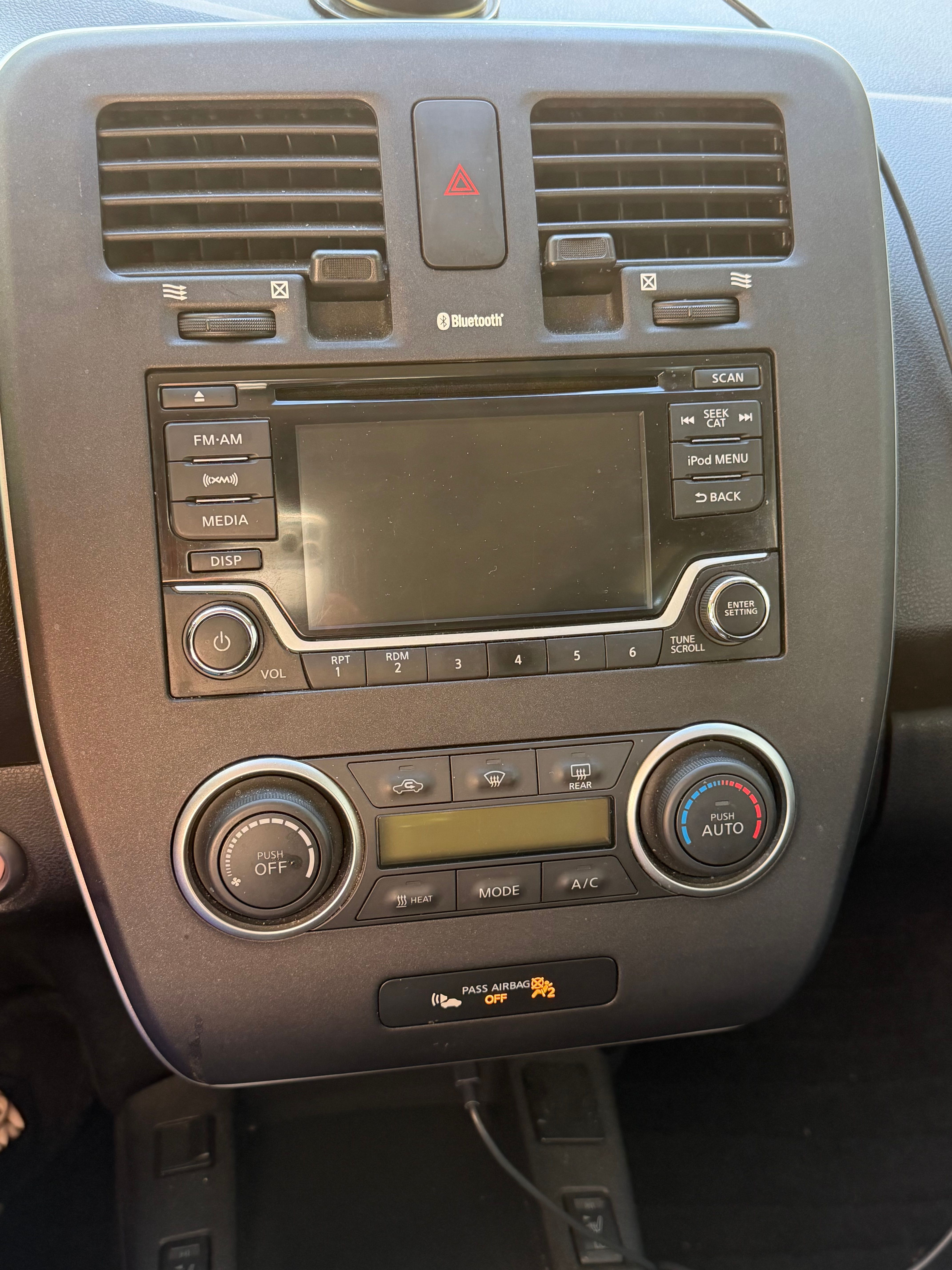 Used 2017 Nissan Leaf S w/ Charge Package FWD image 12