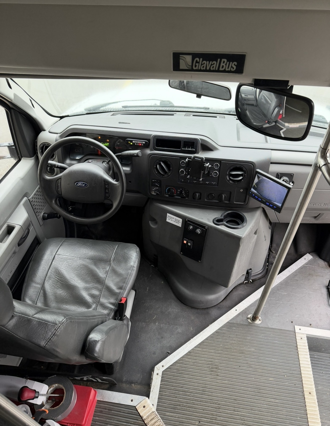 Used 2016 Ford E-450 and Econoline 450 Super Duty w/ Shuttle Bus Prep Package RWD image 12