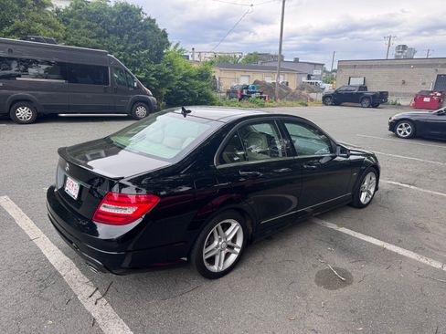 Used 2012 Mercedes-Benz C 350 Sport image 8