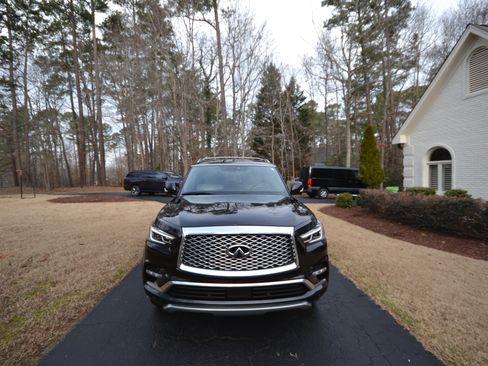 Used 2019 INFINITI QX80 Limited w/ All-Season Package image 4