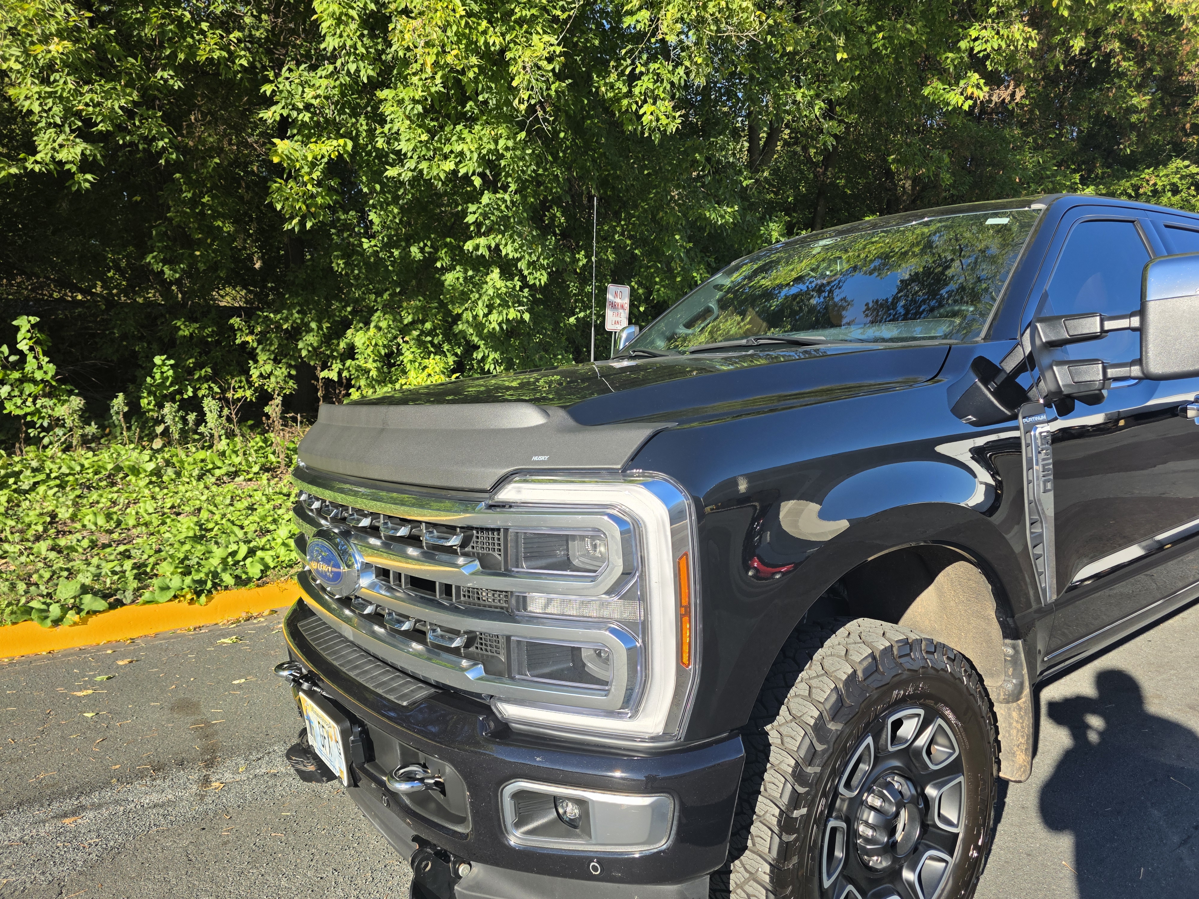 Used 2024 Ford F350 Platinum w/ FX4 Off-Road Package AWD/4WD image 20
