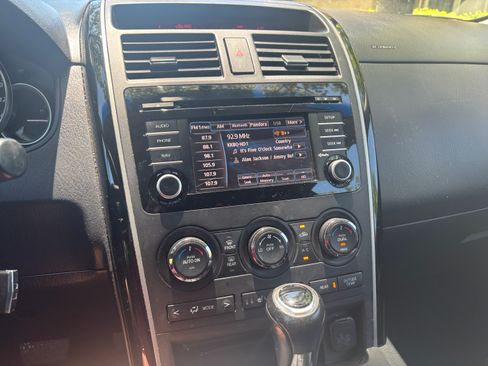 Used 2014 MAZDA CX-9 Touring AWD/4WD image 2
