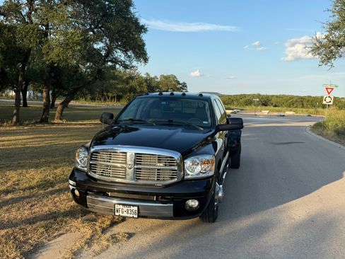 Used 2007 Dodge Ram 3500 Truck Laramie RWD image 2