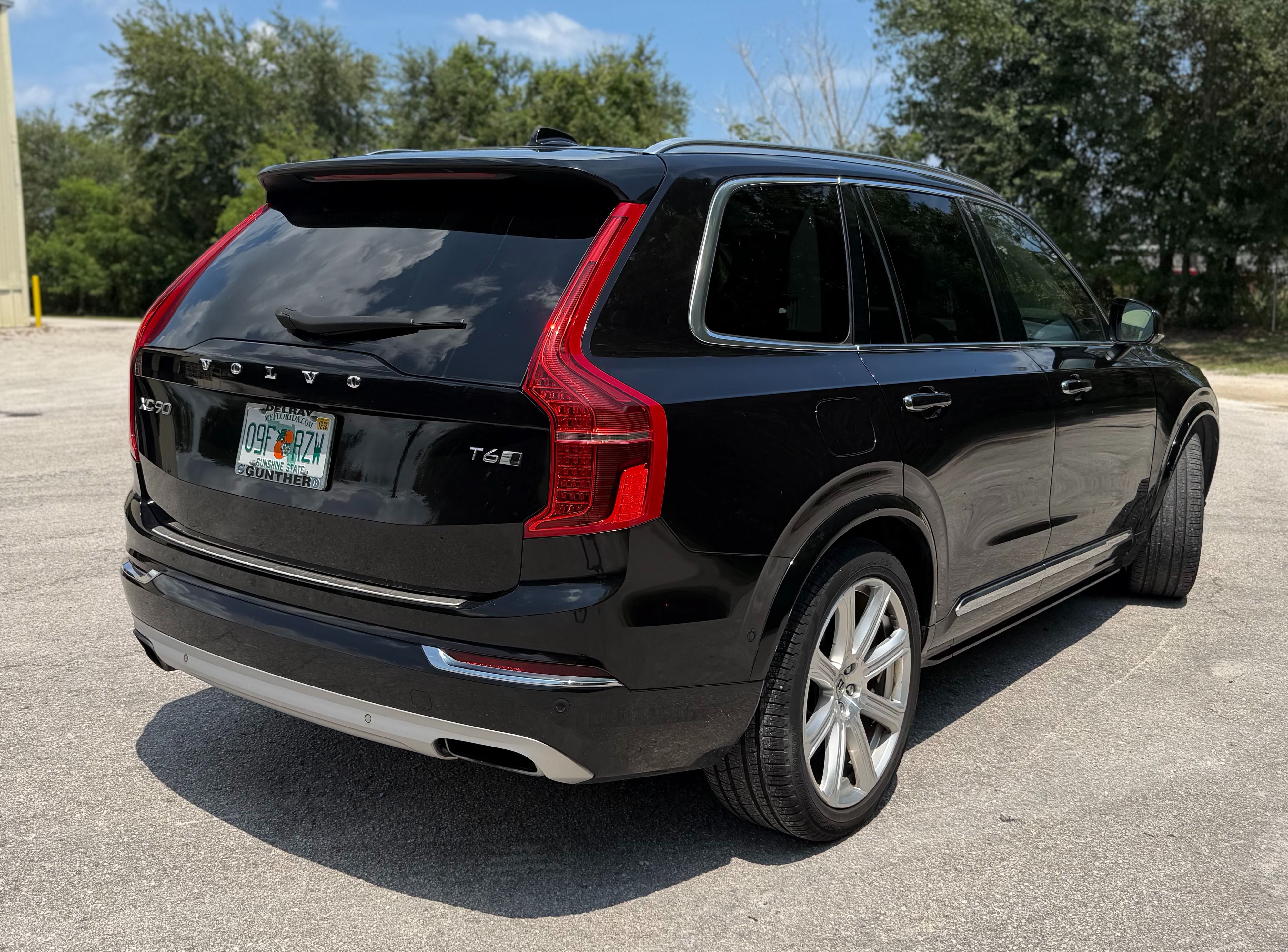 Used 2016 Volvo XC90 T6 Inscription w/ Vision Package AWD/4WD image 5