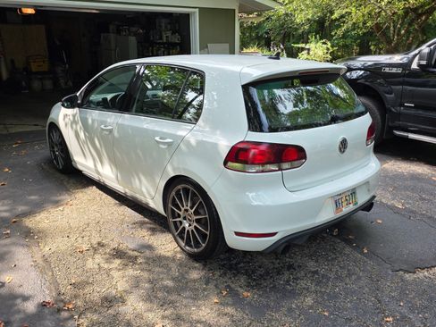 Used 2014 Volkswagen GTI Driver's Edition image 5