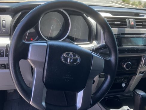 Used 2011 Toyota 4Runner SR5 RWD image 10