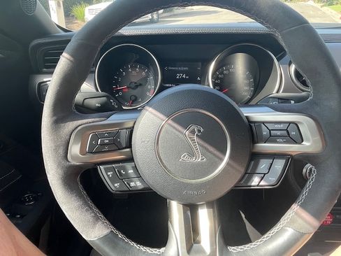 Used 2016 Ford Mustang Shelby GT350 w/ Track Package image 17