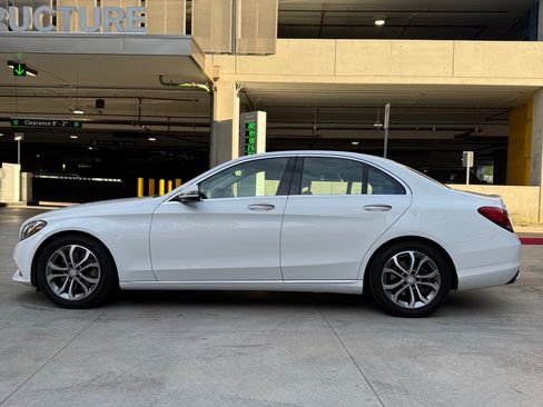 Used 2017 Mercedes-Benz C 300 Sedan image 5