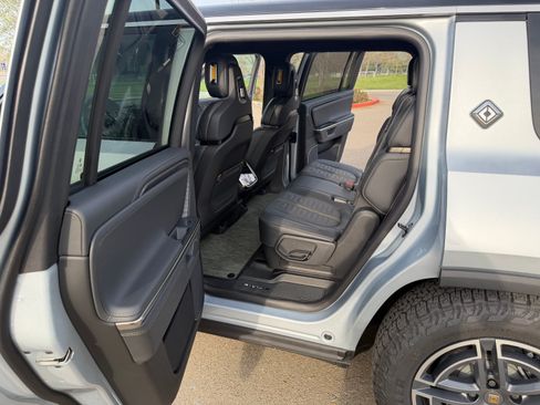 Used 2026 Rivian R1S Adventure image 10