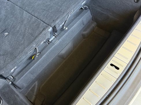 Used 2016 Tesla Model X 75D image 8