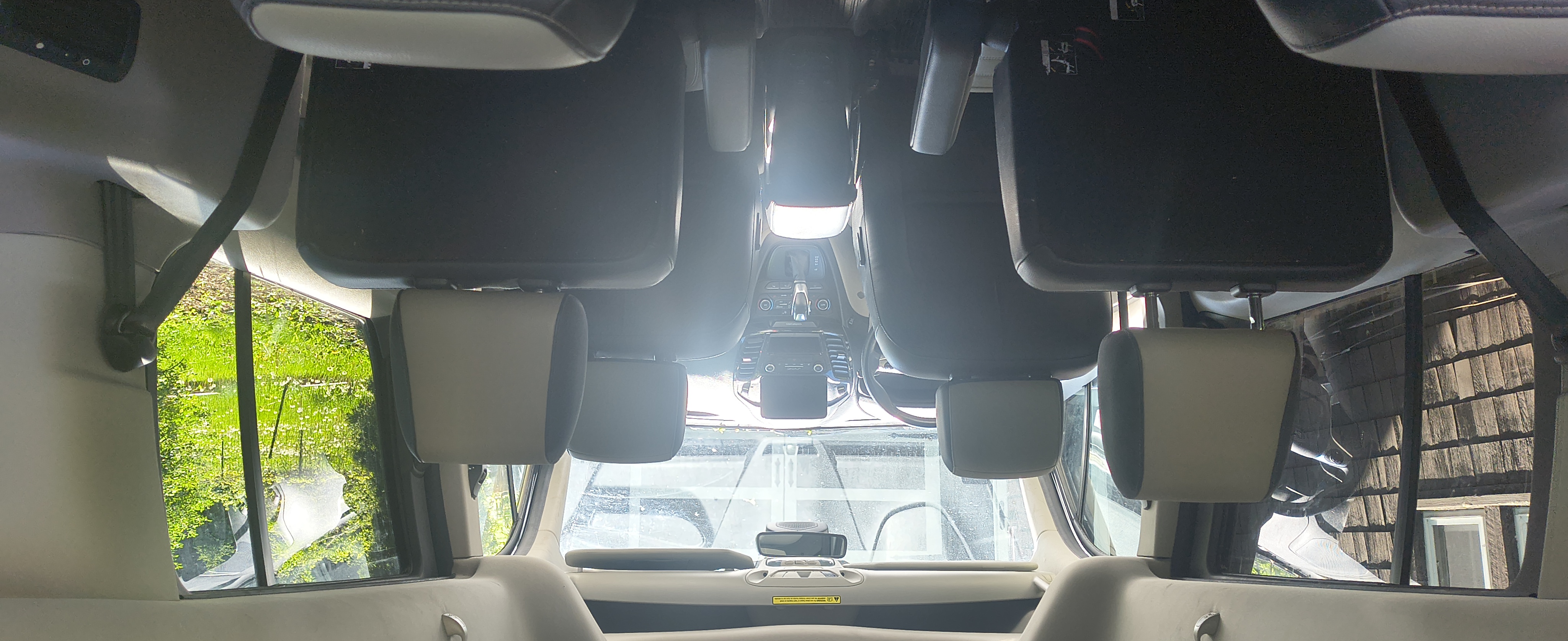 Used 2019 Ford Transit Connect Titanium w/ Titanium Premium Package FWD image 9