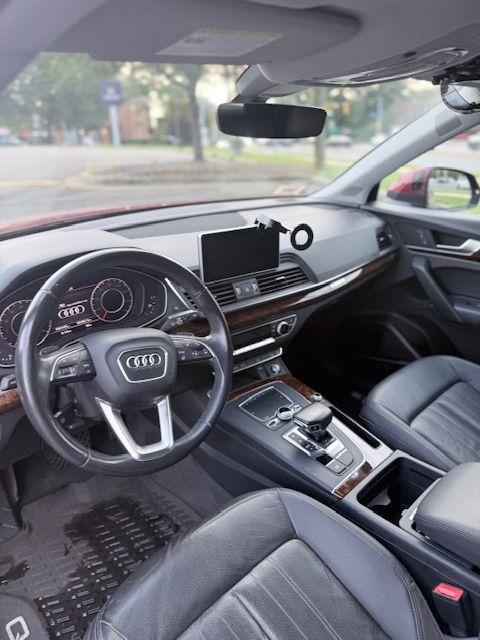 Used 2018 Audi Q5 2.0T Premium Plus w/ Premium Plus Package AWD/4WD image 6