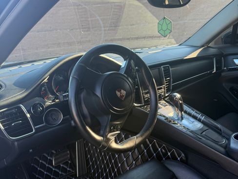 Used 2012 Porsche Panamera S image 8
