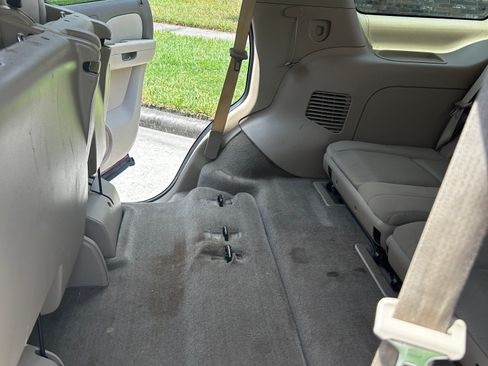 Used 2013 Chevrolet Tahoe LS image 23