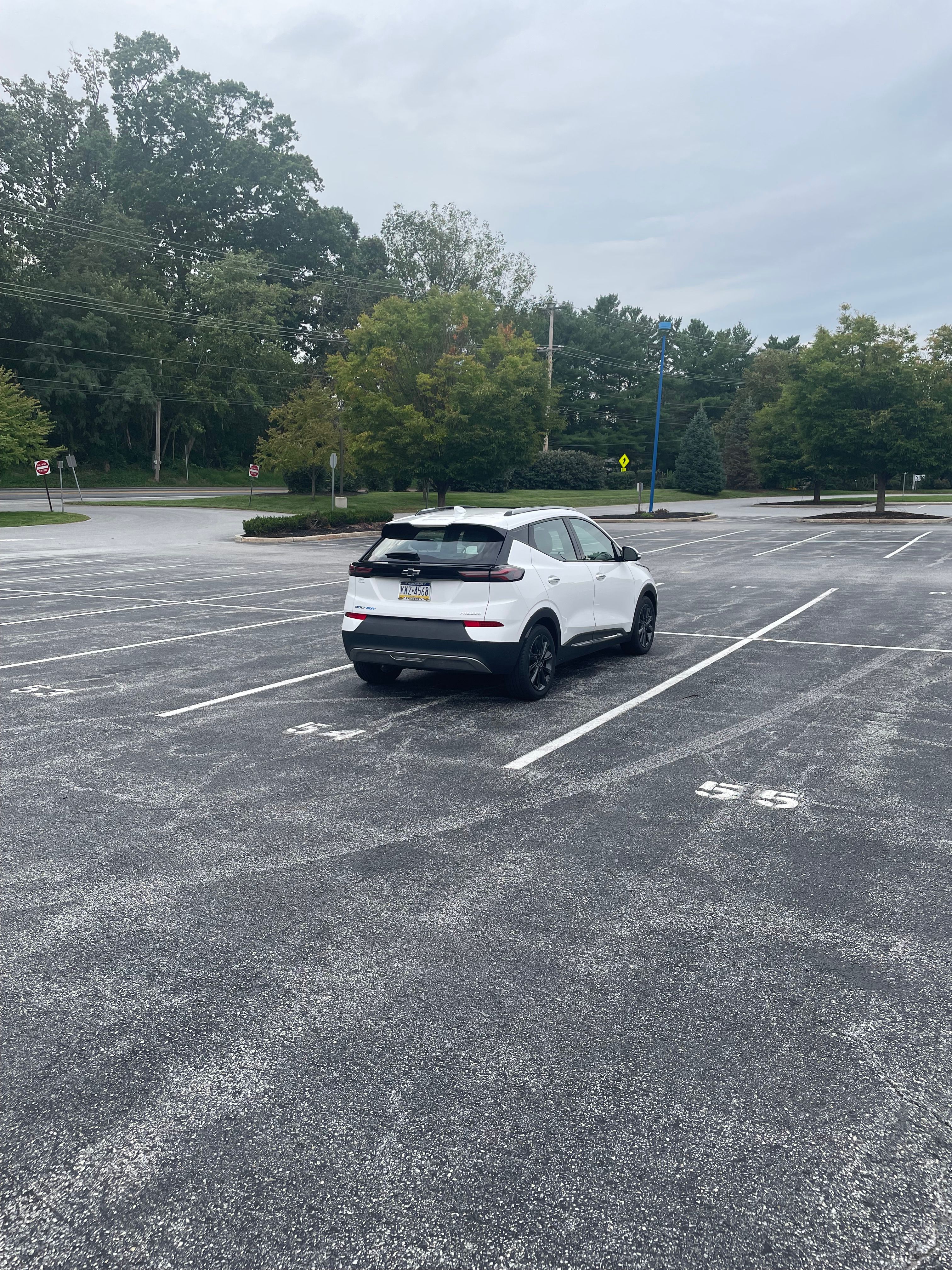 Used 2022 Chevrolet Bolt EUV Premier w/ Launch Edition FWD image 13