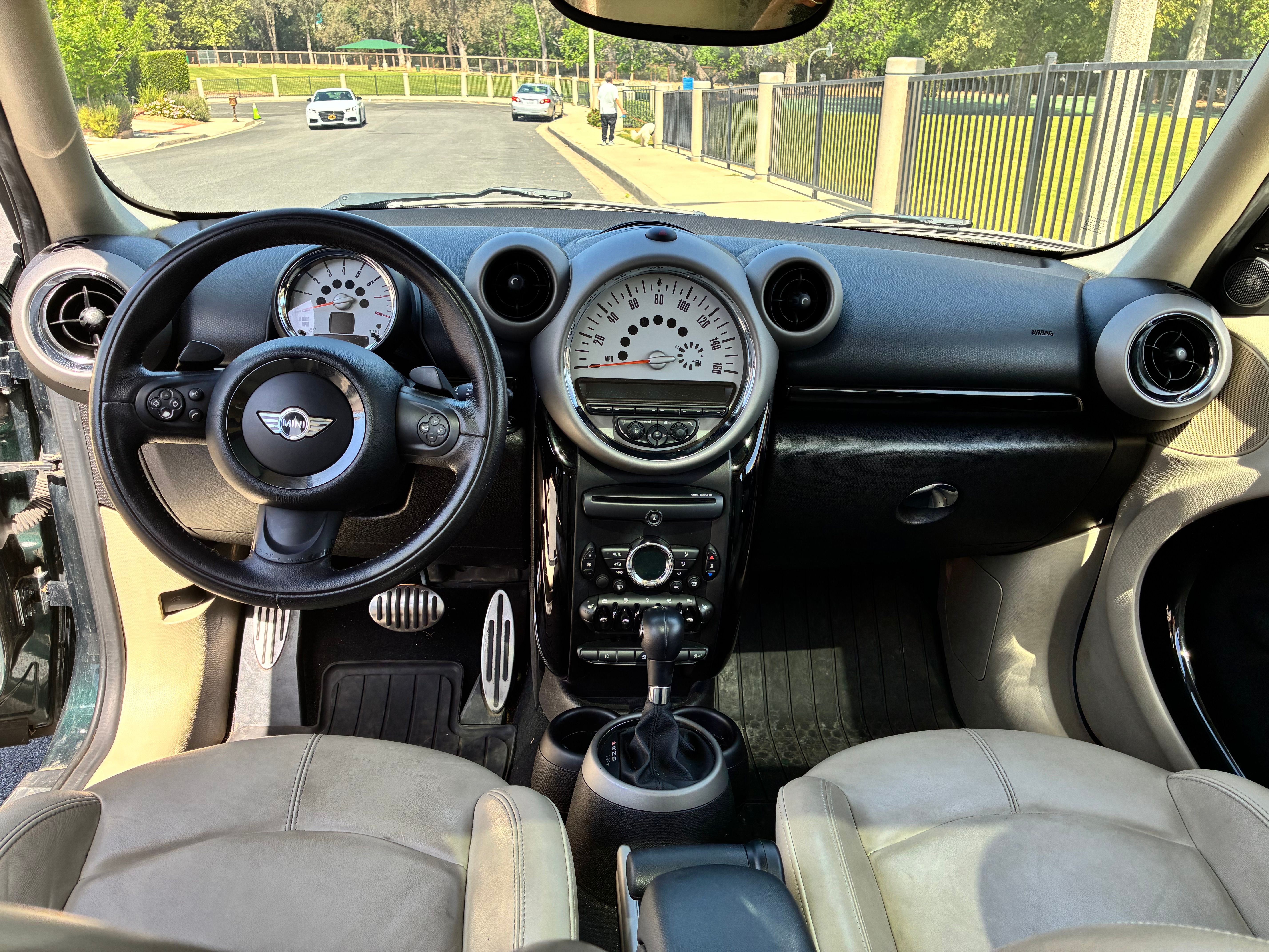 Used 2011 MINI Cooper Countryman S FWD image 5