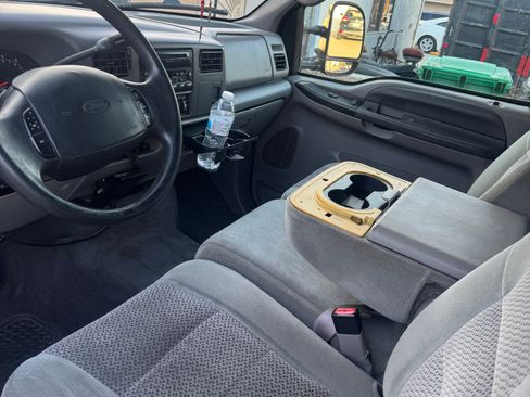 Used 2001 Ford F350 2WD Crew Cab Super Duty image 8