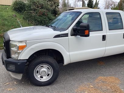 Used 2011 Ford F250 XL w/ PWR Equipment Group