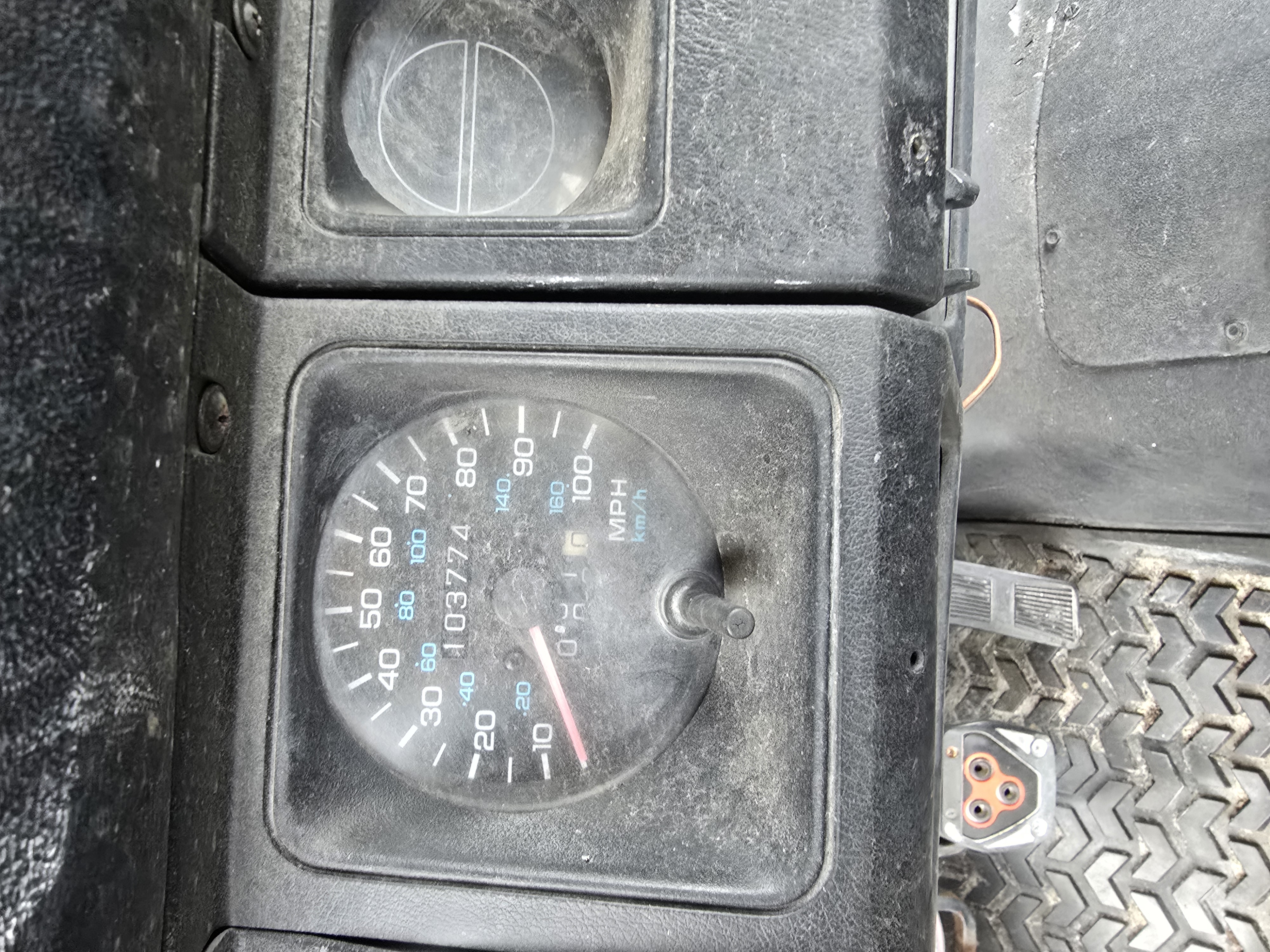 Used 1993 Jeep Wrangler 4WD image 5