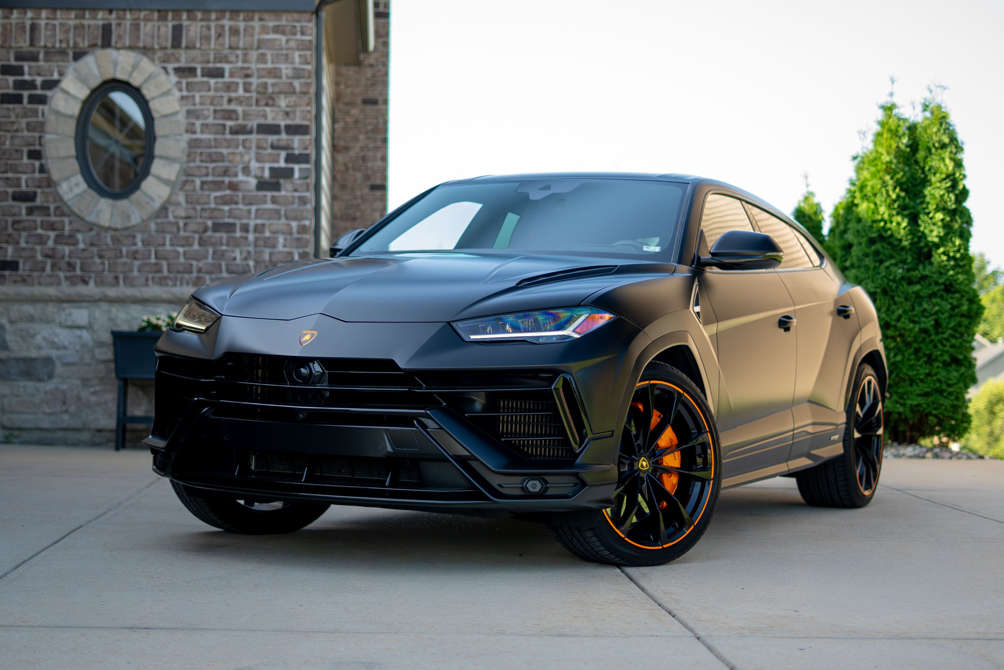 Used 2024 Lamborghini Urus S AWD/4WD image 1
