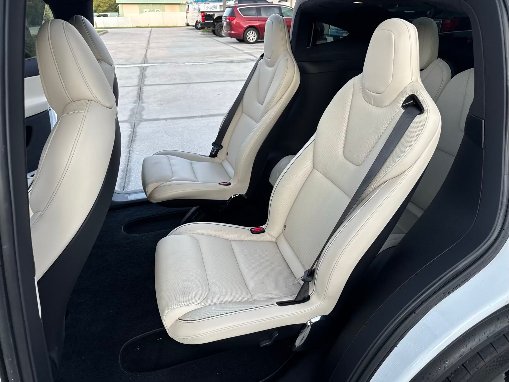 Used 2022 Tesla Model X Plaid AWD/4WD image 11