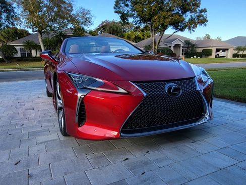 Used 2021 Lexus LC 500 Convertible image 8