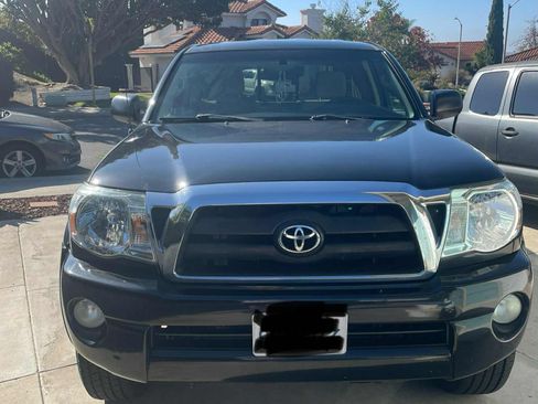 Used 2008 Toyota Tacoma PreRunner image 11