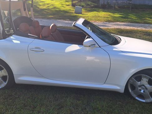 Used 2004 Lexus SC 430 Convertible image 4