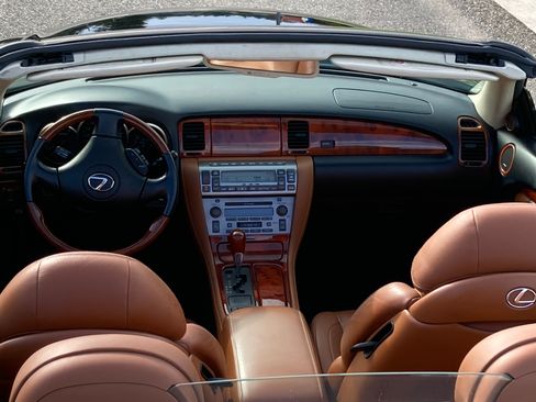 Used 2002 Lexus SC 430 Convertible RWD image 6