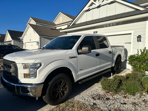 Used 2015 Ford F150 XL w/ Equipment Group 101A Mid image 2