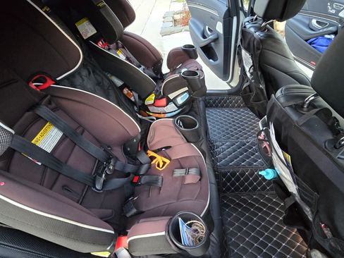 Used 2017 Mercedes-Benz S 550 Sedan image 15