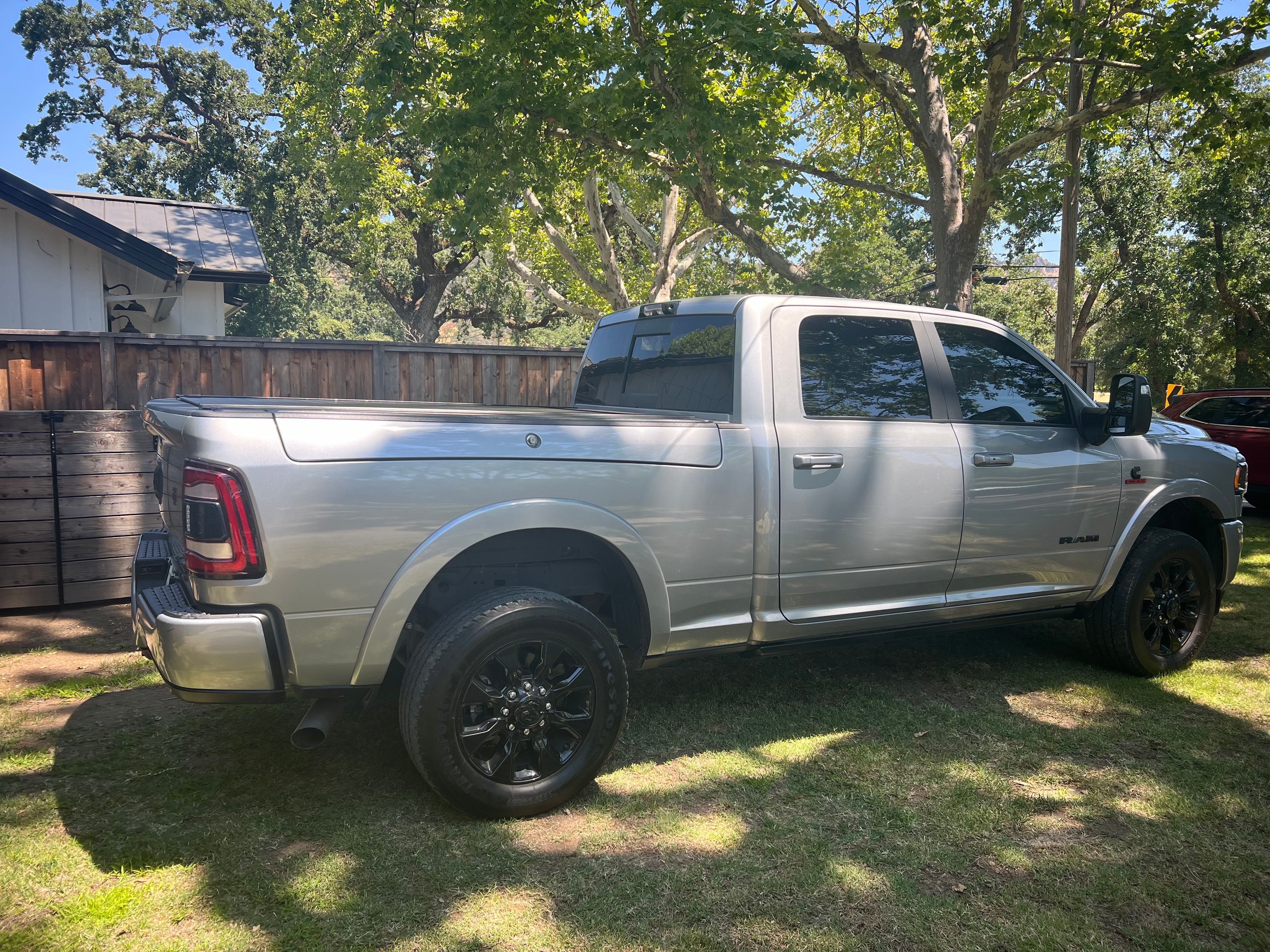Used 2023 RAM 2500 Limited AWD/4WD image 8