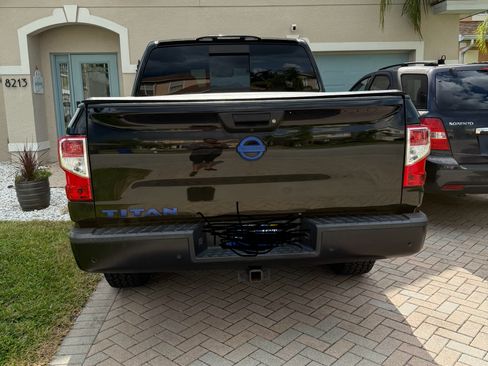 Used 2020 Nissan Titan S w/ S Utility Package RWD image 5