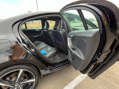 Used 2016 Volvo S60 T6 R-Design w/ Climate Package AWD/4WD image 19