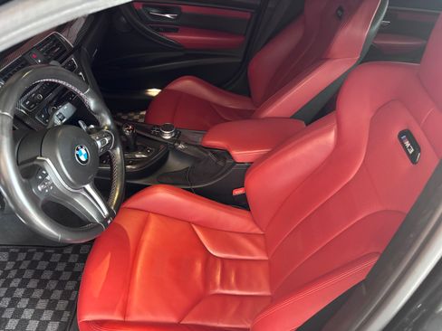 Used 2018 BMW M3 RWD image 4