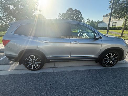 Used 2019 Honda Pilot Touring image 6