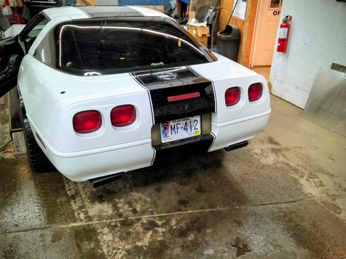 Used 1994 Chevrolet Corvette Coupe image 5