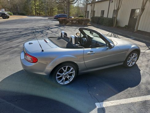 Used 2013 MAZDA MX-5 Miata Grand Touring image 6