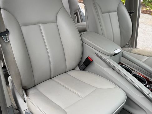 Used 2012 Mercedes-Benz GL 450 4MATIC image 12