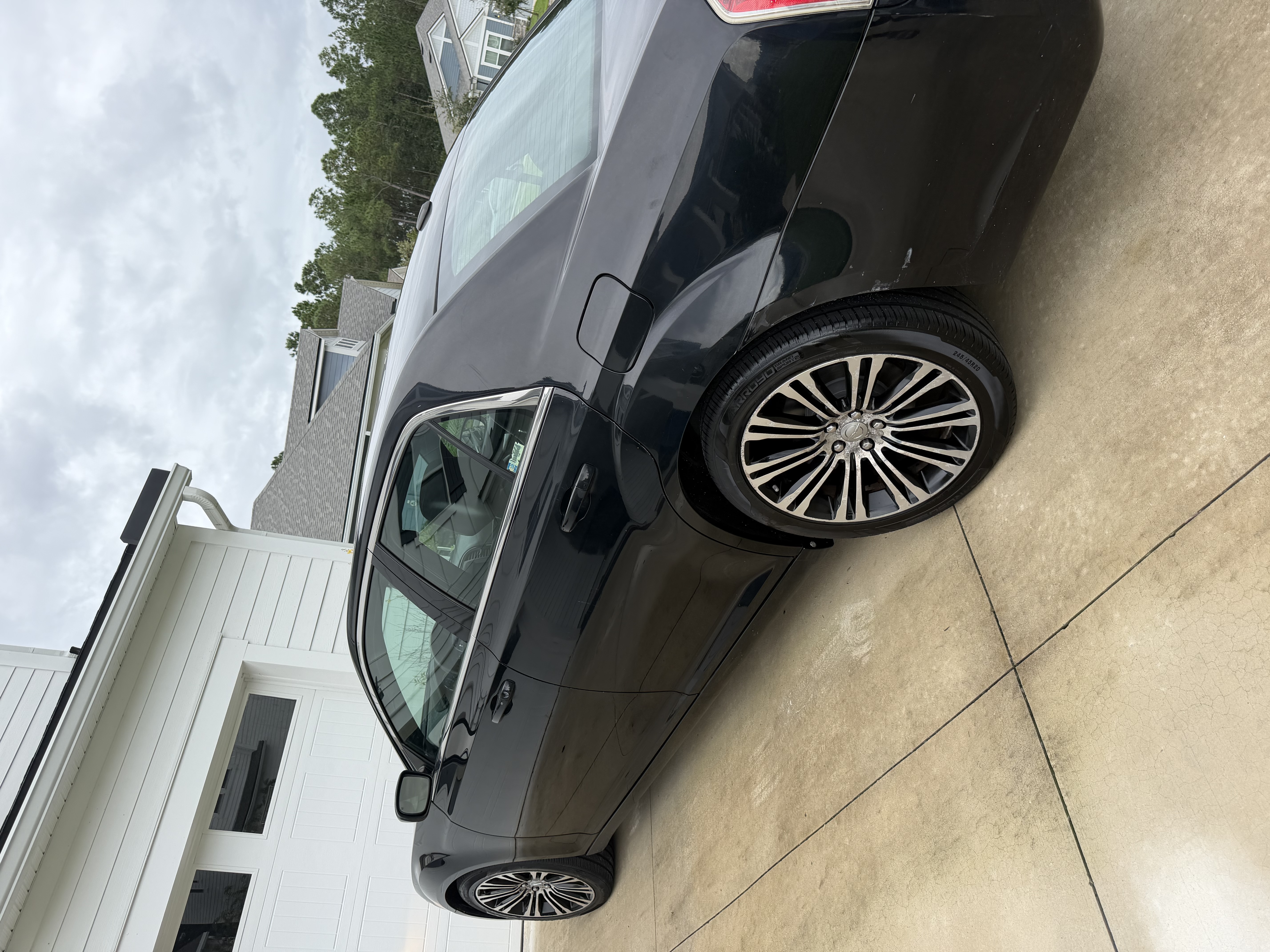 Used 2012 Chrysler 300 S RWD image 1