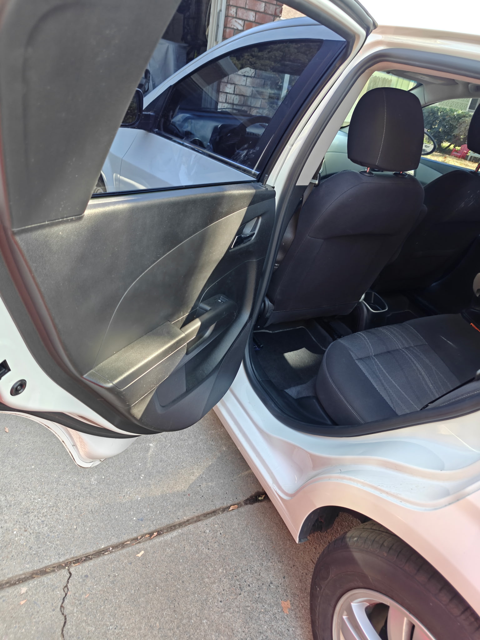 Used 2013 Chevrolet Sonic LT FWD image 12