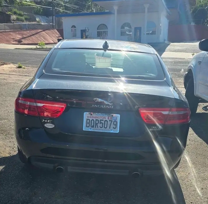 Used 2017 Jaguar XE Prestige AWD/4WD image 4